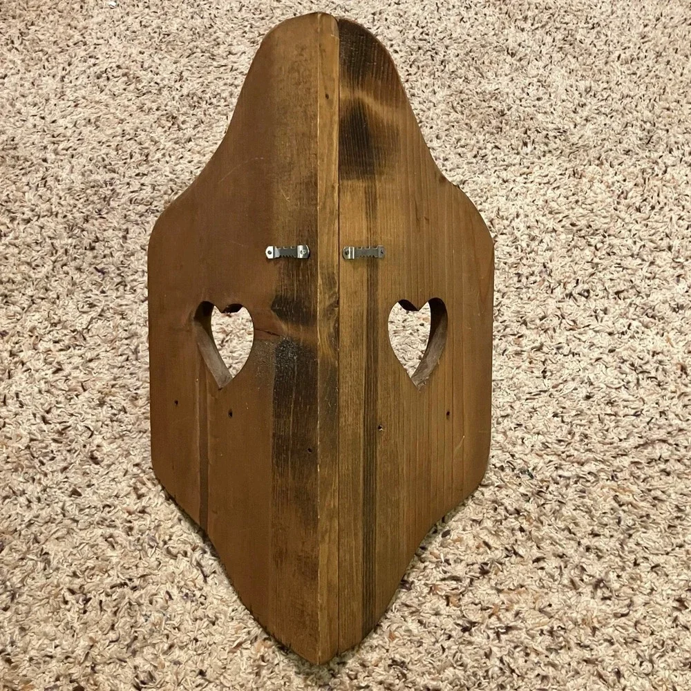 VTG 90s Wooden Heart Cutout Corner Wall Shelf Pegs Cottagecore Farmhouse Rustic